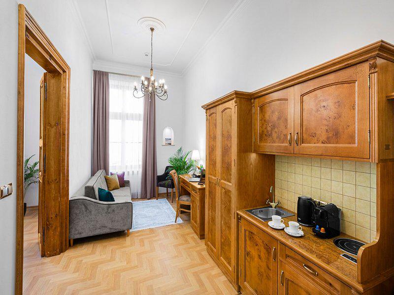 88B90648DC4BCB62167823C9982B2975