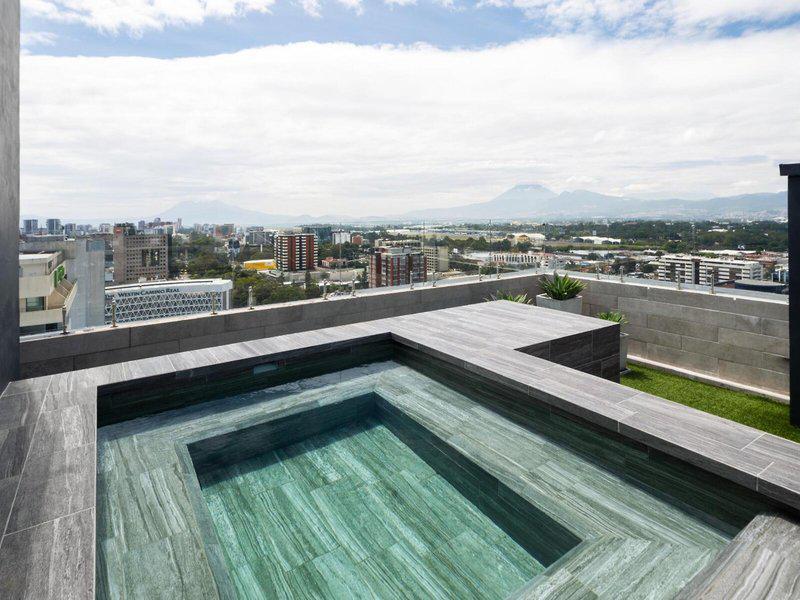 B0C0B74D5DC6A10FDAB53E81761BC971