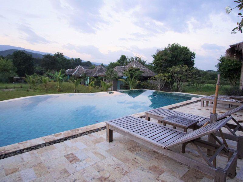 9EAC3BB0C136544C1C085E8A4F80A669