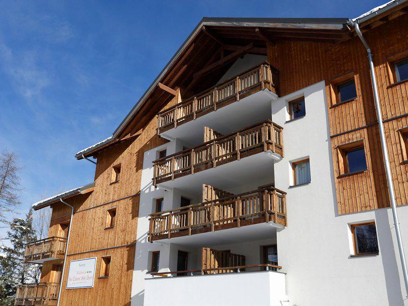 43D333031A2601A98967B1494CA41125