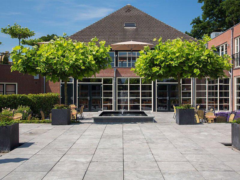 5625F301FFDA1082AFFC166406588077