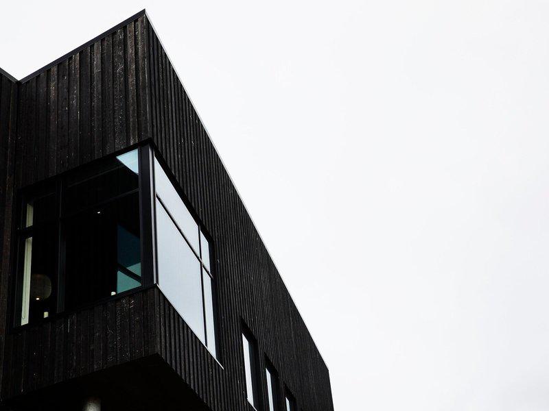 3FC18F42DE2913DA13F7036251EF59E0