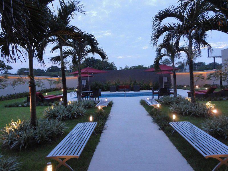 18E62B6EF956183624BA9612D3C399C8