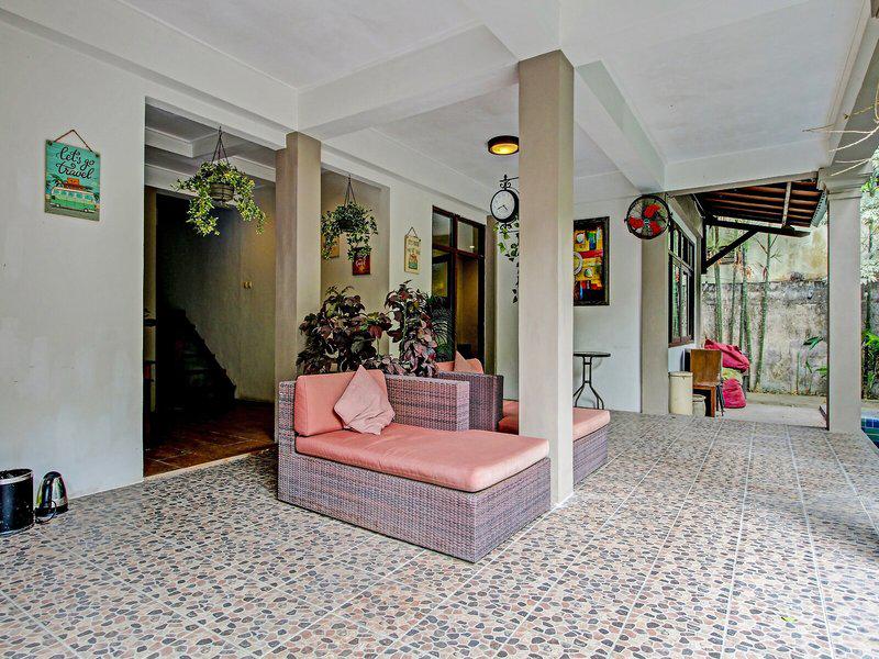 D114157394E12B4E3608BFAC66027C79