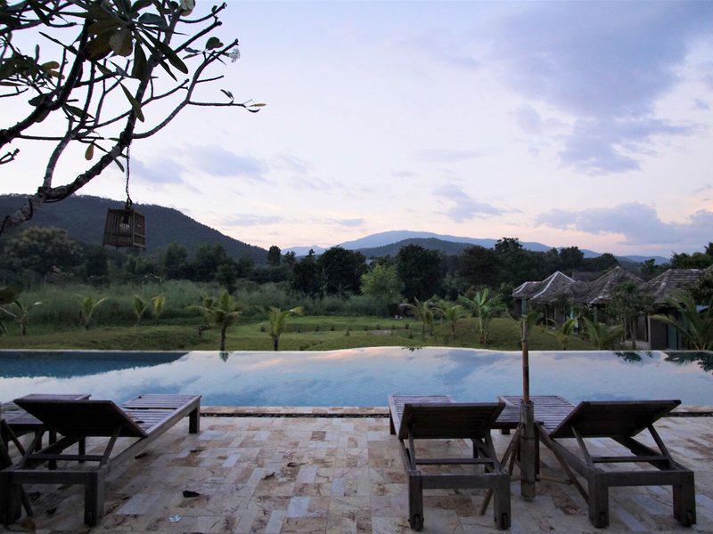 926642852C072660D11081573CD9565D