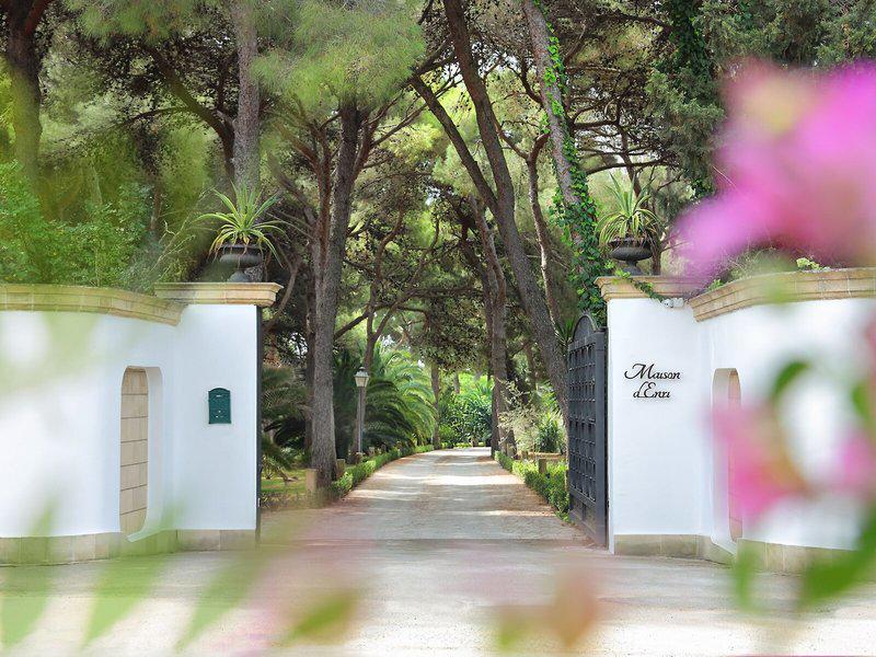 9D4EAA39176559F00DAA2C13903D1F68