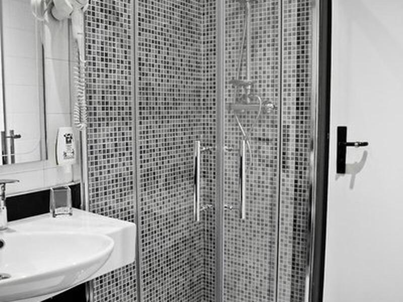 0BCF980C758325DD11774F3FE5CBD718