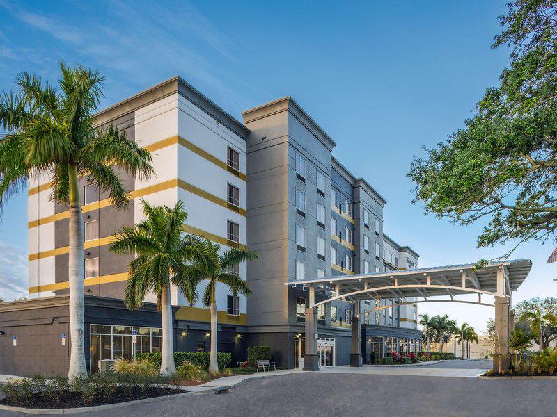 DD43E814D03CE5EBCC39C3F4F6E5E02B