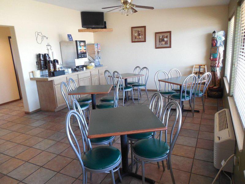 05475C62F09EC9DF7BF94EAA67A983CB