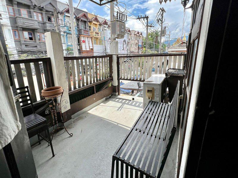 60F618EFC8CAFFFEBFB457ECBF25D1C1