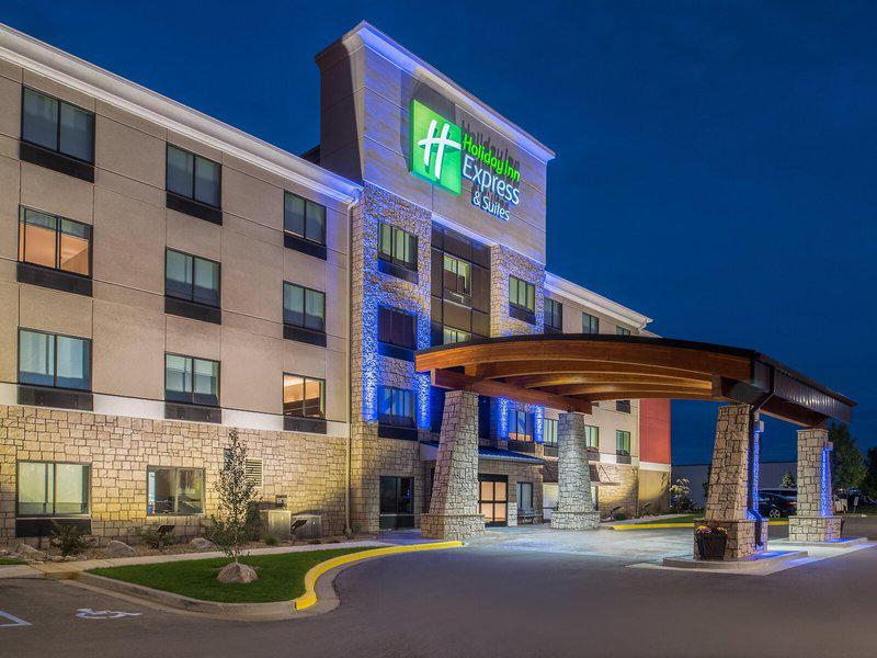 84041C52B40AF8283E5856E66D9FA90B