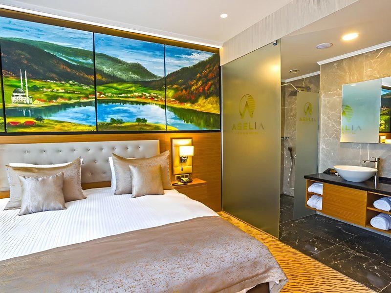 513FF6F6C0467C55D9E19193142D130C