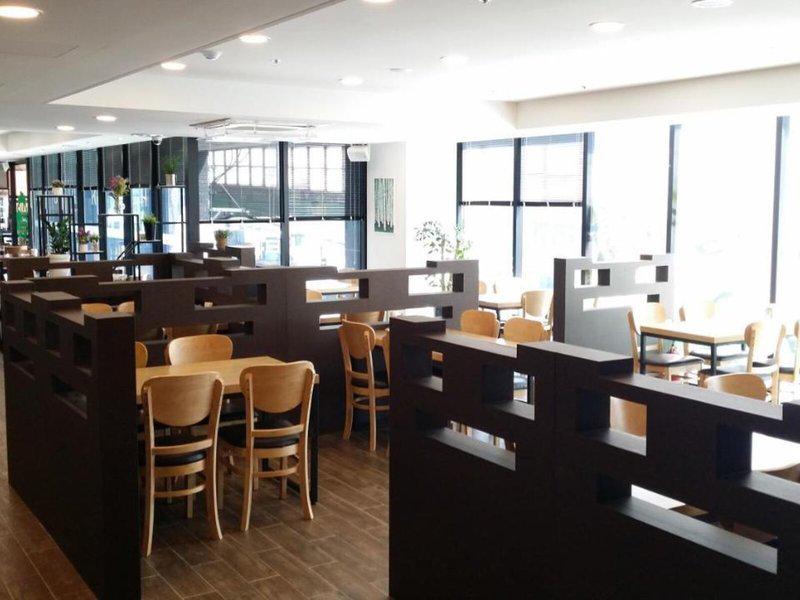 9D1BD3395B9A4FE134E79B99D09A878A