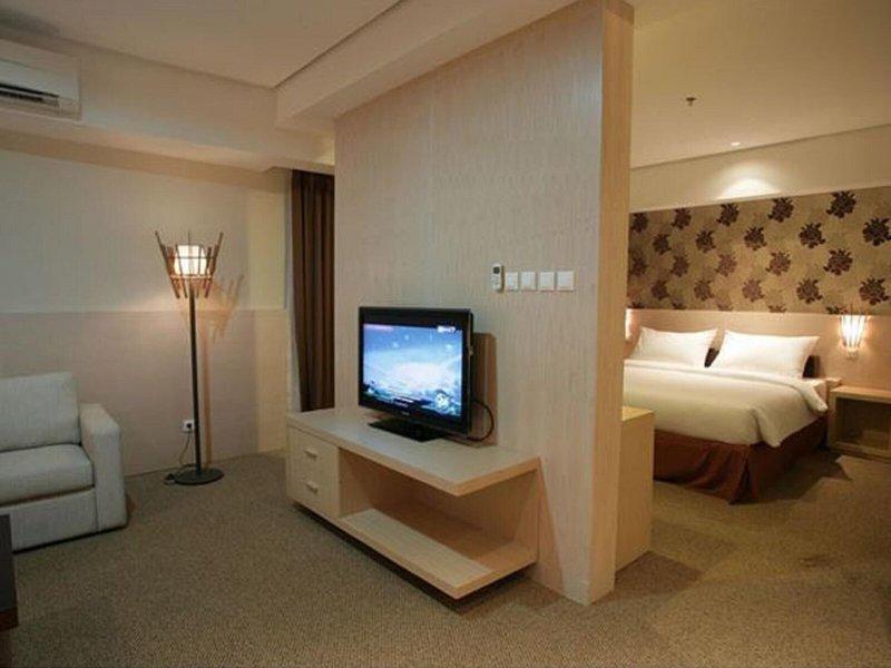 85AC150C8EFAA44EFC6F3D0452997859