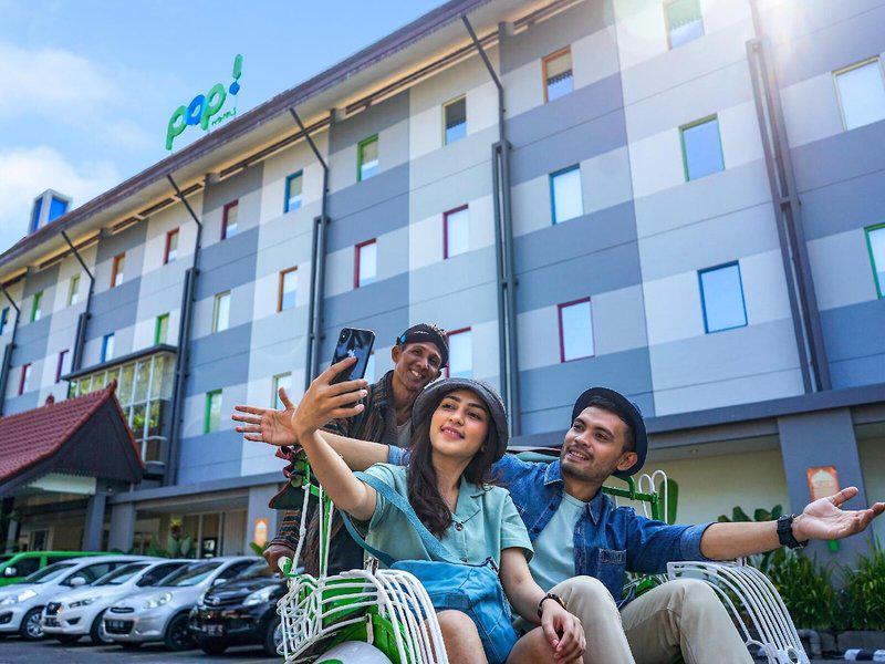 0DF05ECC499AFBDE3E2C3AF5F87E7568