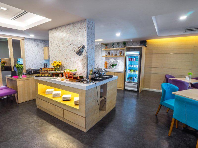 E7E06A0DB68F06ACA6B55ECE55B92127