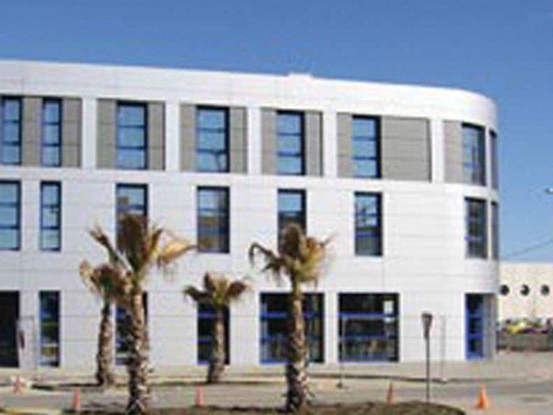 CE5973EA6BFA2C74BBB4626703306BD4