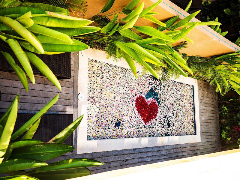 15B538D52434F78D4106F1403ED6679D