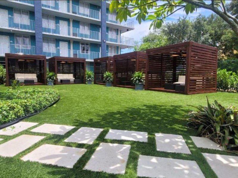 3D65819FB2F3A60F0E0256D8768DD8A2