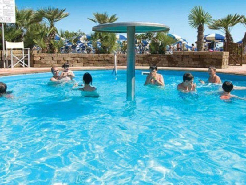 C7C1A87F090DDCDF5CF553F8FF75C26B