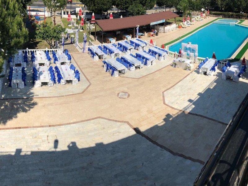 D2C222C51F5F72DD4D8716E6956DE851