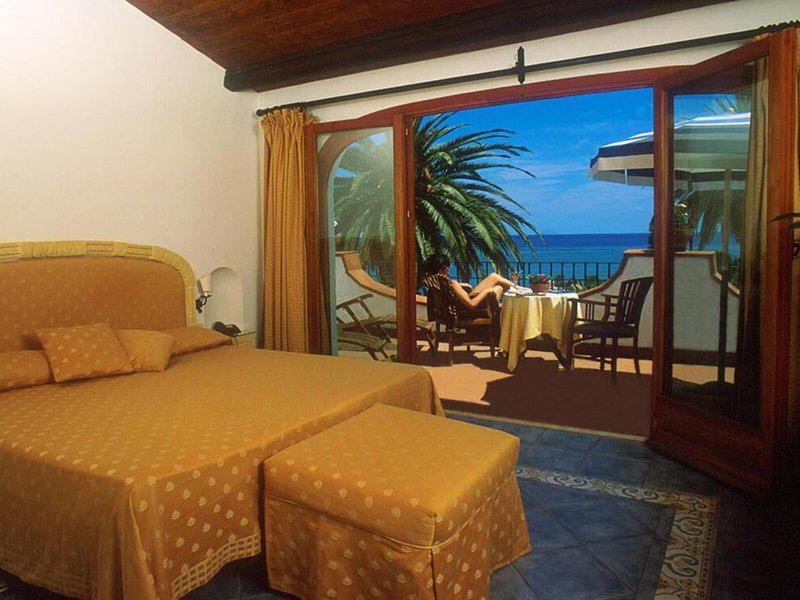 192EF7AAA501C9A15B1BA06B02ACF4F5