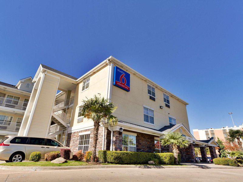 15889E580F75ABF9A976934615C5E856