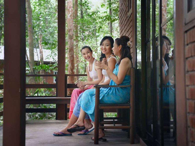 2C4FE31FF4E382987A96BDBD5479D5EC