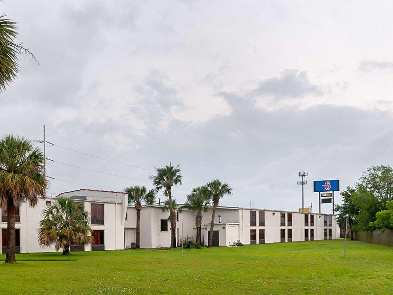 907CB48E9D743E58C4CA2F45AF3C0C5F