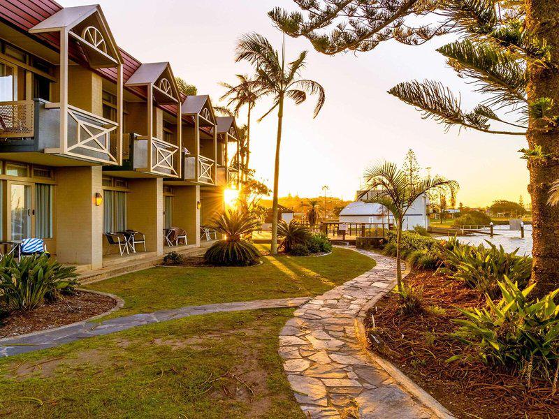 6A25F2C4051FC622AA1B497331295033