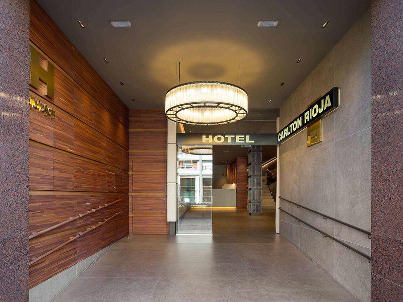 7DE42B19FF4842CABFDD9F6201CD28F6