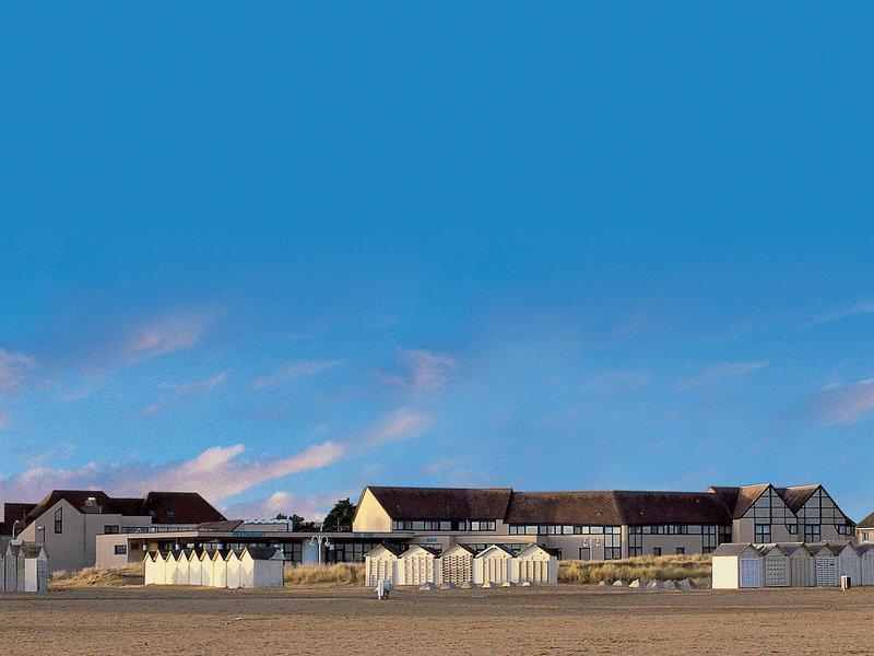 A15CEAEEFD1D4F5C3D31B9824C068910