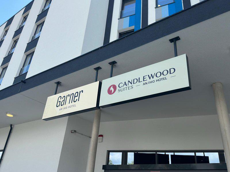 929B4610ECEB1D9C5E2882A9C3511F52