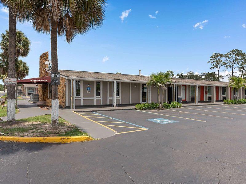 2B98778CC3EC68B88AEABE5033CE2F7C