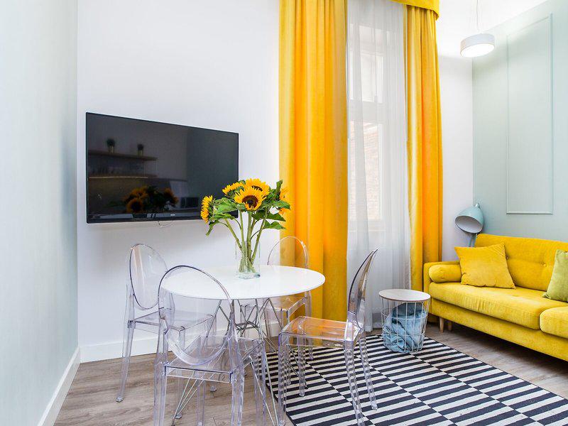 FF877A101F9A8B45BD25EC34F94EEB08