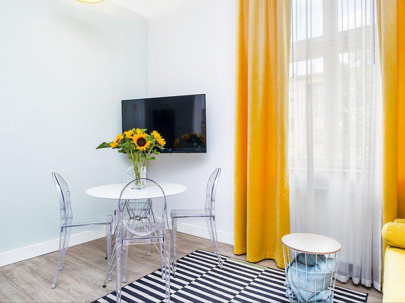 4764384C26AC4F59E7E3CD50C7B6F2B7