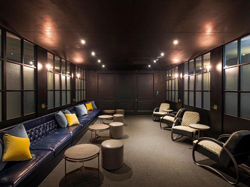 F85C22B5C4C40A20F96997C9C9B51520