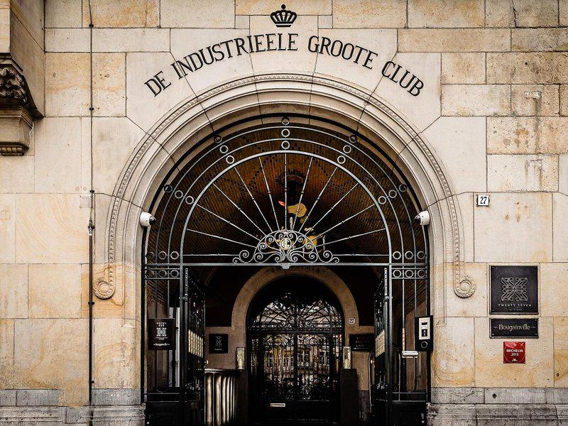 F905186793CC9679919E466546AF261E