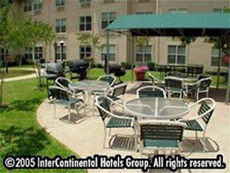 A37CA82226E8CDA0A0A9299DD6FD72E7