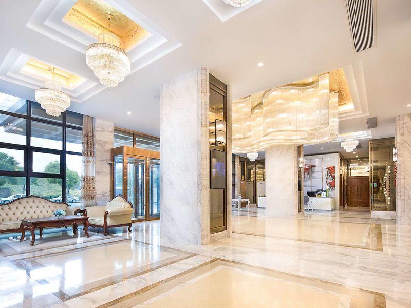 5BFA3CCA6C37C12FF1BE112225BD233A