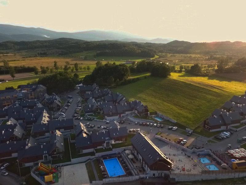 E2D33CD7D5314FEE2DE701E9F3EFAA8E