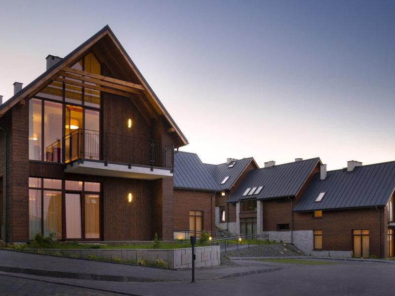 35813B66421963DC7C261A6C6D1738EC