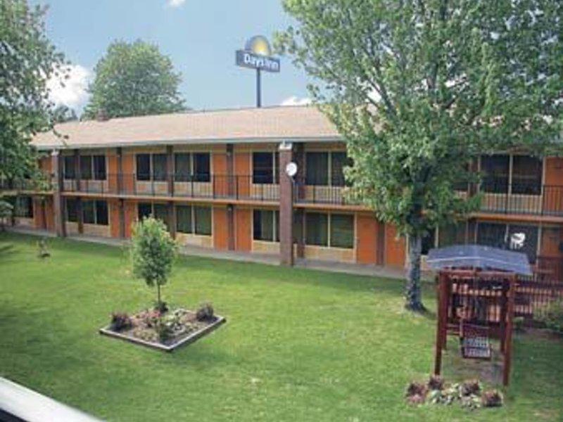 B51BA11A13659420B043DF0EA61A4CDD