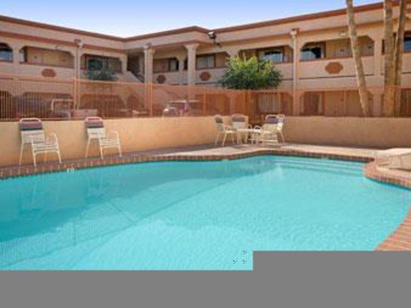 49E0688963E37E0C00F1E06F610DA453