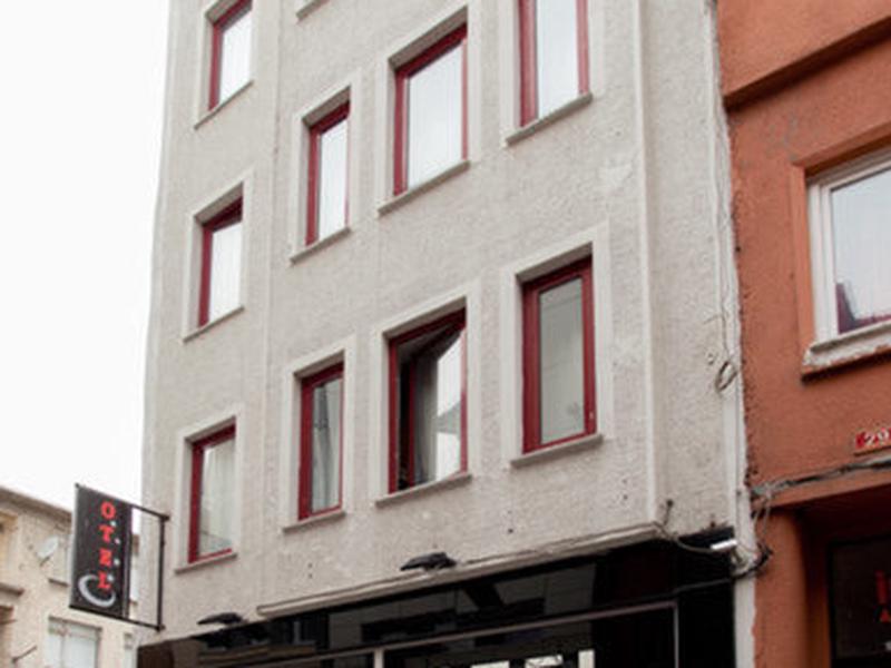 0B9B1436AA7086D6C47CC5483535A934