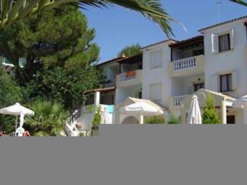 32B5E9A80E05951270A361CCA176BA49