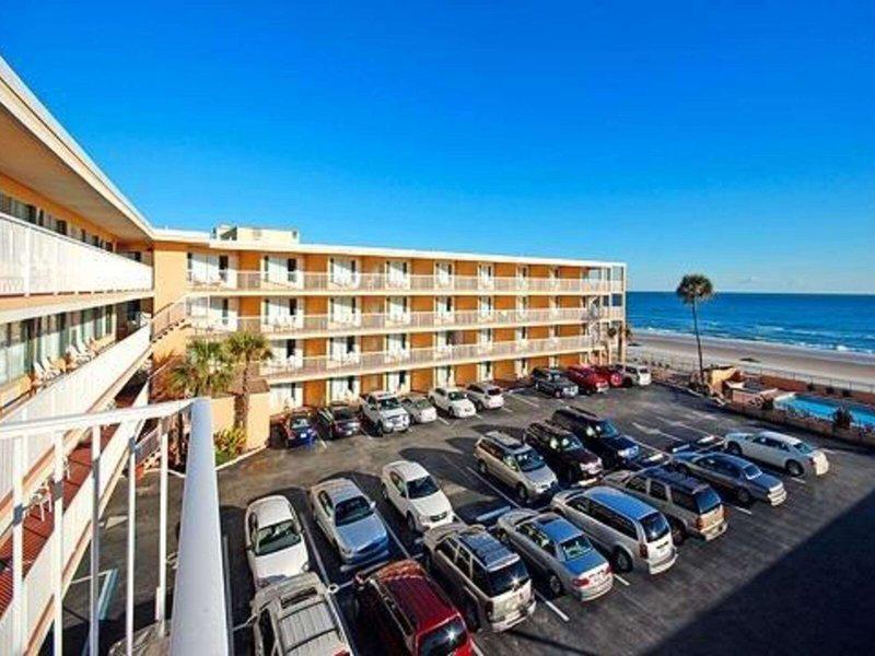 66F90C40B23720F0B4BC603EF9CDE59C