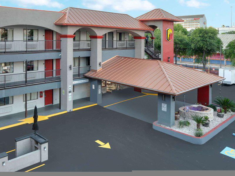 6CE1D8773E1863A841B1AEE56EF4FB2D