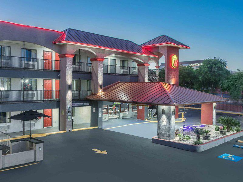 159282D980CC9F7455F030FEEB113787