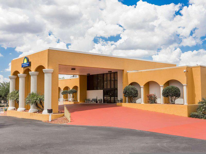 63E34450EA82723F1BACA236775058C1